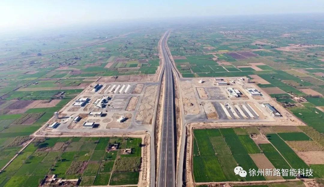 新路科技滑模機攻堅克難創(chuàng)佳績，中鐵二十局海外工程再獲好評！