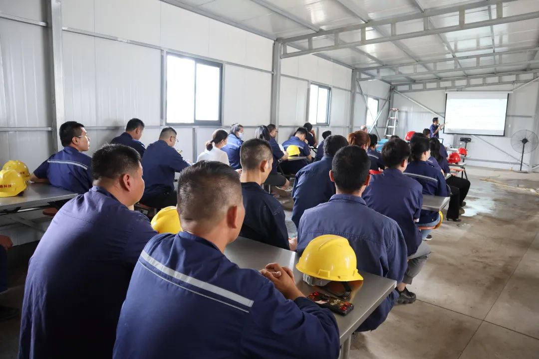 開展“安全生產(chǎn)月”系列活動(dòng)，筑牢安全防火墻